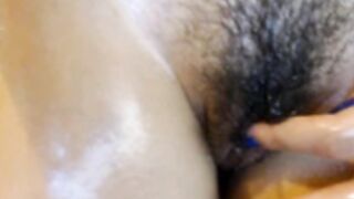 YelenaCruz18 oils up 01062013 part 2 iammegagirl
