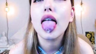 victoria_karma  2022-07-07  tits