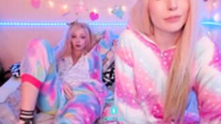 AlexRoseLiRed-hornybunnys-chaturbate-webcamshow-03-01-2 2