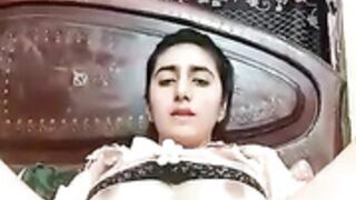 Paki Bhabi Full Nude ( Part 2 )