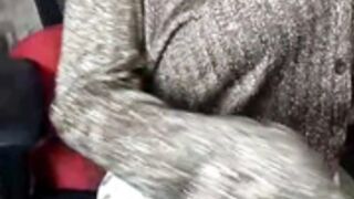 Chiku_Strip_Charming navel teasing and panty show