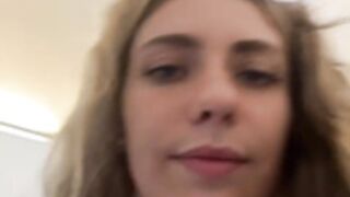 MariiD | mariid 9-7-2022 outdoor pussyplay livecam
