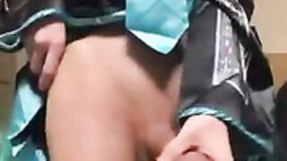 Trap jerking in a cosplay