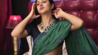 Sexy queen devika chaste