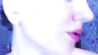 Iam_Jasmine great figure puss closeup shower