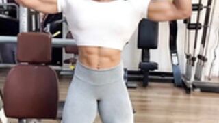 LUISA TEXIERA BICEPS 2