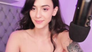 Giabaker Hot AF ASMR Dirty Talk Cumshow