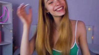 smoking hot blonde isabelaprincess masturbating