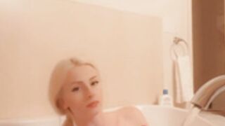 Msfiiire naked sucking on a large red dildo