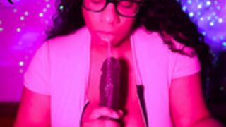 Onlyonerhonda dildo blowjob