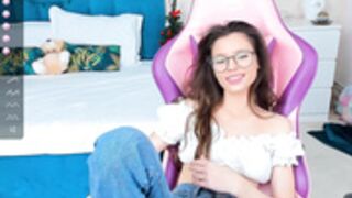 AliceB 211212 0830 Lush-Strip&PussyPlay