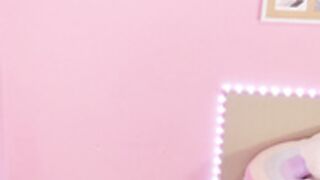 Little_Effy18 Lilac Lingerie Squat Twerk Dance