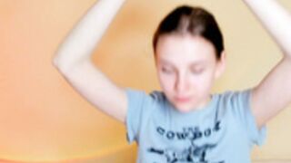 Shy Newgirl helenchristensen / Betyhens