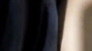 Cogiendo con amiga en el baño