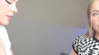 girl_of_yourdream lesbian show 20220409