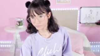 Little_Effy18 Lilac Pink Plaid Skirt Toe Suck