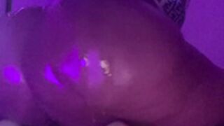 Strella Kat oil up booty twerk