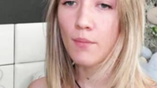 ella__sweety with Blue-green eyes of Bulgarian women