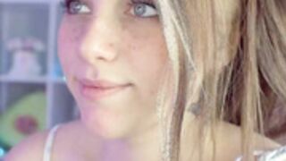 mia_milagros 22-04-2022 SQUIRT