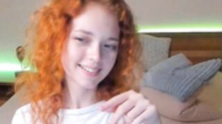 olivia_garden_July-30-2022-underboob