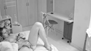 Kristy have quick hot pussy rub in the dark