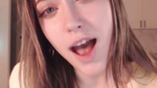 Uwuxo begs for facial