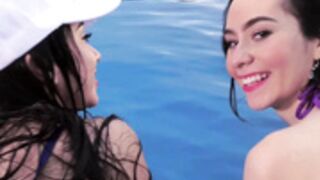 Delicious Ximena (L.marvel) and Daniela!