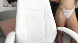 -Sexy-bitch-_2022-08-02_442