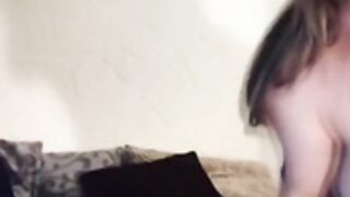 Жирная Лина с Усатово дрочит писю на вебке