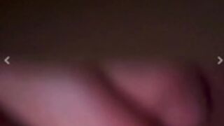 Flingster - California Girl Rubs Clit on the D