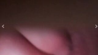 Flingster - California Girl Rubs Clit on the D