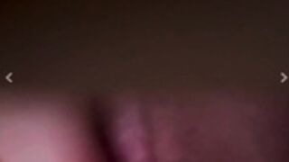 Flingster - California Girl Rubs Clit on the D