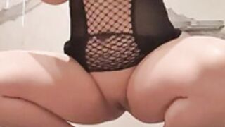 B-Klara shaking