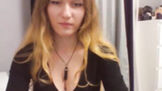 LillyCroft Cleavage
