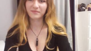 LillyCroft Cleavage