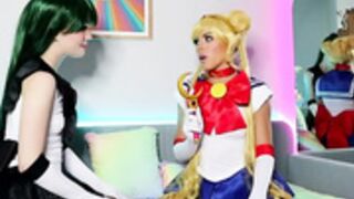 evelyn claire and adriana chechik sailor moon lesbian