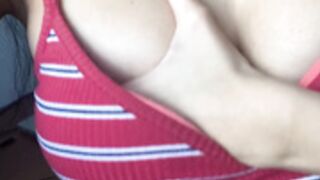 voulezj boob shaking