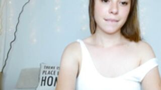 Kittycat_cutiee underboob