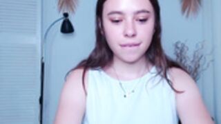 Litttle_flower_ 230822