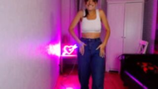 Emilia_Mink_ talented singer and dancer