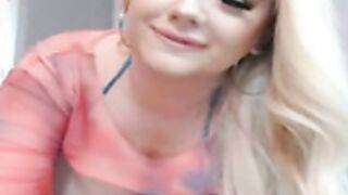 Naughty Babe Giggles With Her Pussy