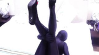 Zentai girl breath play