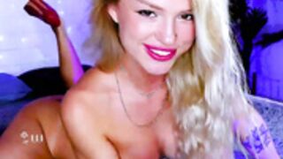 Bunnylia, BunnyGold_   2022-08-28