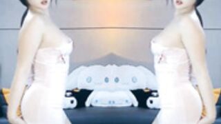 Public Stripcha video _ 公開的場合影片 7