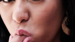 Shanie Gaviria - Super-Stunner Sensacional