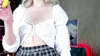 Latvian Camwhore Dennisareechardss Posting WhoreCamming