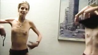 anorexic Julia & Yvonne