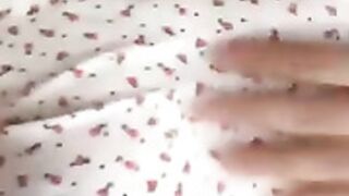 Big tits asian girl mastubate