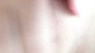 Big tits asian girl mastubate