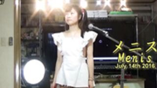 Azmi21 Menischannel Singing and dancing
